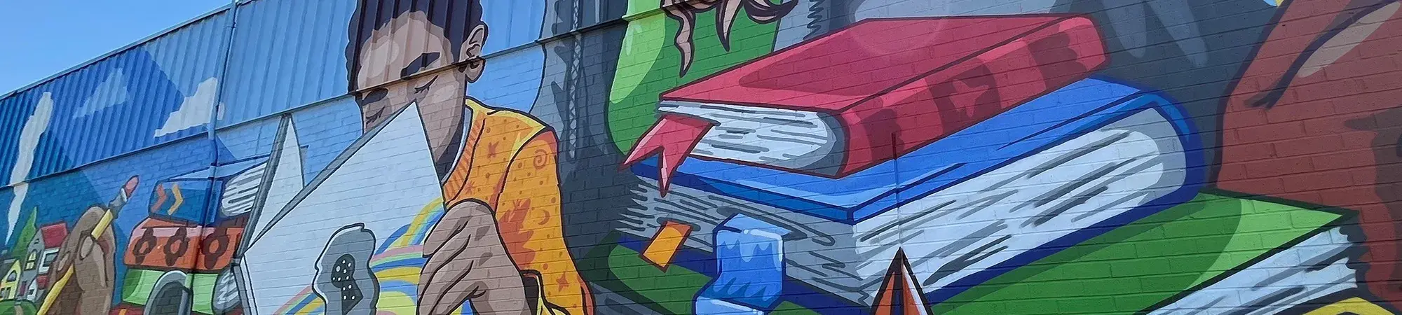 photo of United Way mural on Fairview Ave in Rockford